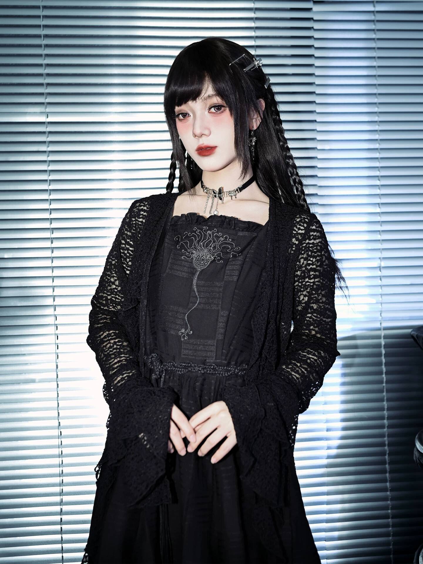 새로운 크리노이드 자수 블랙 더블 레이어 버드 드레스  - Knitted Vest Women 리뷰 및 가격