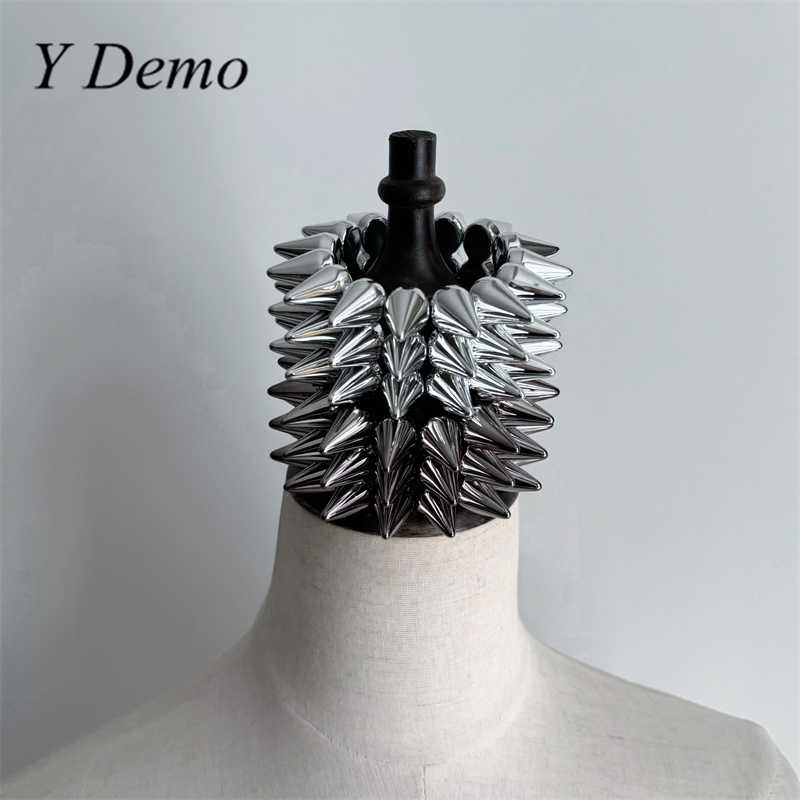 Y 데모 Y3K 미래지향적 펑크 리벳 팔찌 금속 전기도 - Women'S Y3K Fashion 리뷰 및 가격